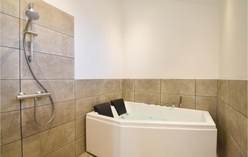 Hvidbjerg Strand Casa | Gorgeous Home In Børkop With Wifi