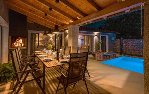 Melnica Casa | Gorgeous Home In Barban With Sauna