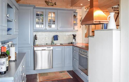 Selbjorn Casa | Gorgeous Home In Bekkjarvik With Wifi
