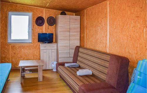 Biskupiec Casa | Gorgeous Home In Biskupiec With Kitchen