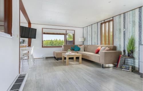 Erm Casa | Gorgeous Home In Erm With House Sea View