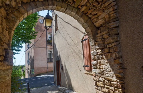 Faugeres Casa | Alojamiento de 3 habitaciones en Faugères