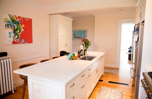 Sandwich Casa | Gorgeous home in historic downtown Sandwich with hot tub/sauna