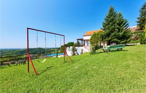 Sveti Ivan Zelina Casa | Gorgeous Home In Gornje Psarjevo With Kitchen