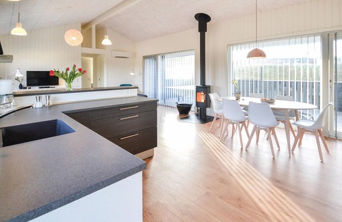 Bjerregard Strand Casa | Preciosa casa en Hvide Sande con sauna