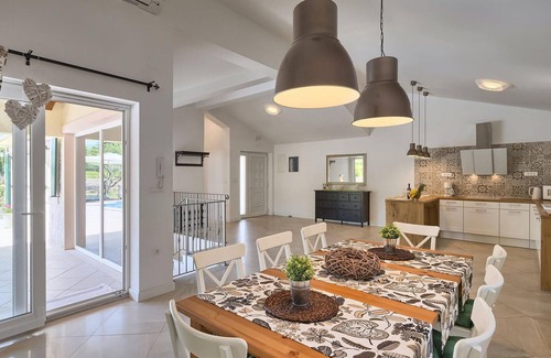 Sveta Nedelja Casa | Preciosa casa en Labin - Rabac