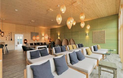 Lembruch Casa | Gorgeous Home In Lembruchdümmer See