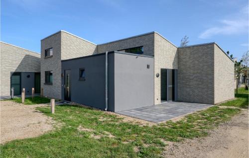 Lembruch Casa | Gorgeous Home In Lembruchdümmer See