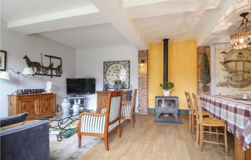 Les Damps Casa | Gorgeous Home In Les Damps With Wifi