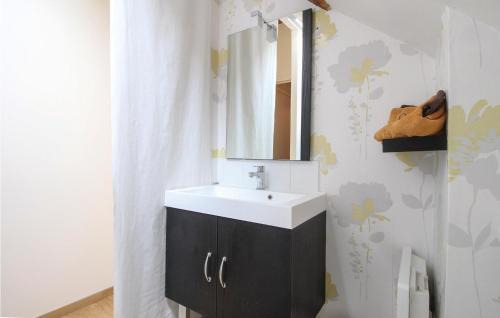 Les Damps Casa | Gorgeous Home In Les Damps With Wifi