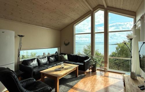 Hervik Casa | Gorgeous Home In Nedstrand With Sauna