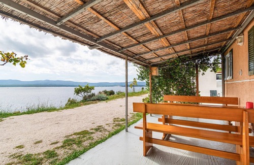 Murvica Casa | Preciosa casa en Nerezisca con WiFi
