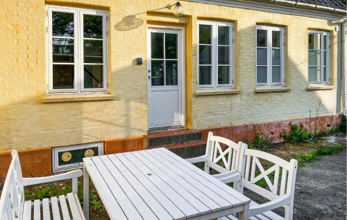 Østermarie Casa | Gorgeous Home In Østermarie With Wifi