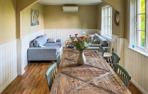 Østermarie Casa | Gorgeous Home In Østermarie With Wifi