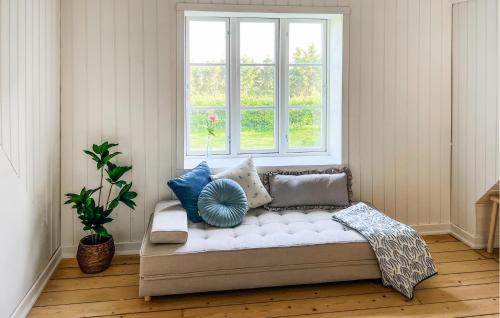 Østermarie Casa | Gorgeous Home In Østermarie With Wifi