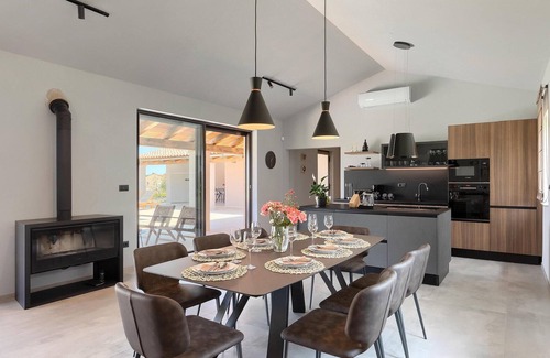 Valdebek Casa | Villa Marialba