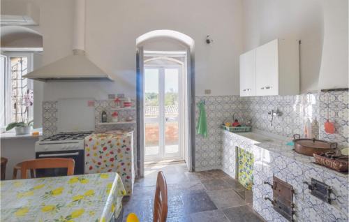 Donnafugata Casa | Gorgeous Home In Ragusa With Kitchen