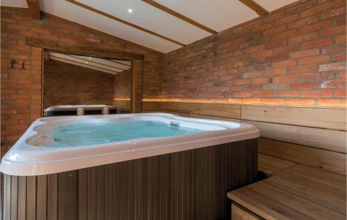 Kutina Casa | Gorgeous Home In Repusnica With Sauna