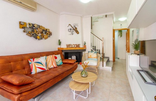 Santa Pola Casa | Gorgeous Home In Santa Pola With Wifi