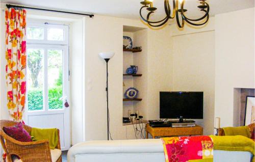 Scille Casa | Gorgeous Home In Scillé With Wifi