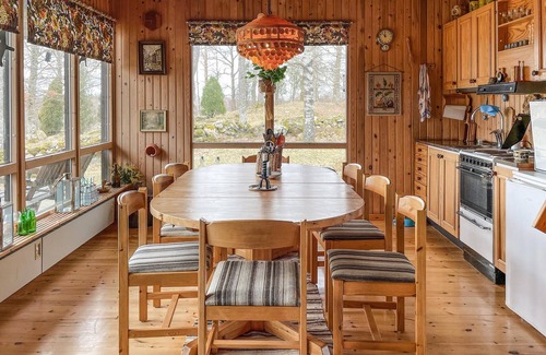 Smalandsstenar Casa | Preciosa casa en Smålandsstenar