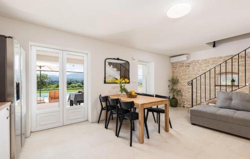 Citluk Casa | Gorgeous Home In Sinj