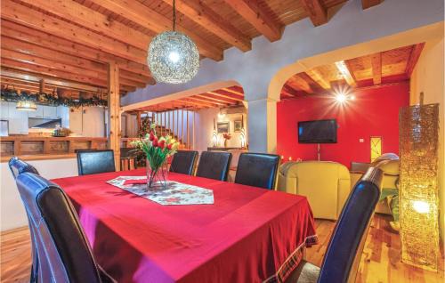 Sinj Casa | Gorgeous Home In Sinj
