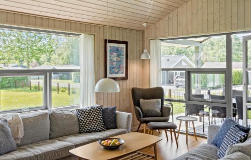 Kongsnæs Casa | Gorgeous Home In Stubbekøbing With Wifi