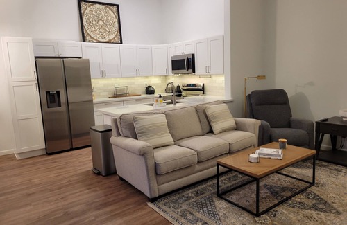 Chandler Casa | Gorgeous Home in SunBird Community 55+