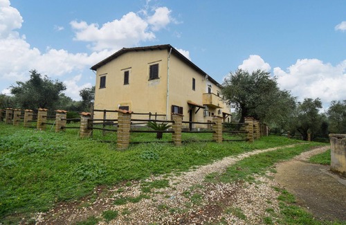 Vignanello Casa | Gorgeous home in Vignanello with house a panoramic view