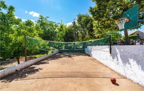 Benkovac Casa | Gorgeous Home In Zelengrad With Kitchen