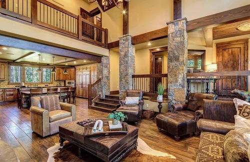 Boulder Ridge Casa | Gorgeous Home w/ Fire Pit, Walk to Ski Lifts!