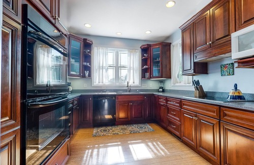 Country Club Estates Casa | Gorgeous home with private pool - dog-friendly - only three blocks to the beach