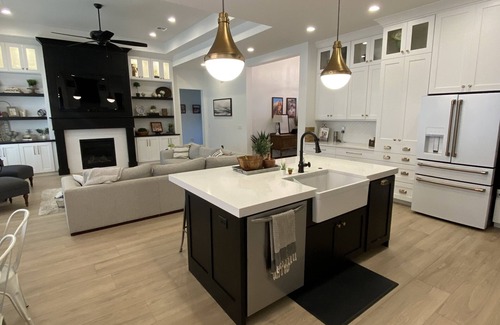St. George Casa | Gorgeous home with hot tub, theatre room, and pool access.