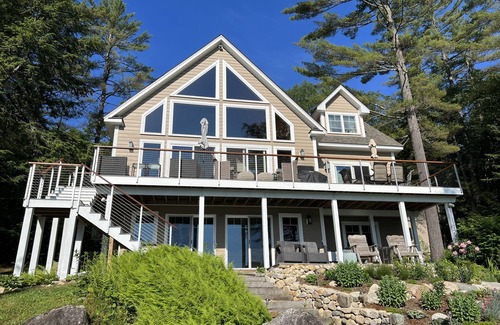Bridgton Casa | Casa moderna frente al lago en Woods Pond con Sandy Beach.