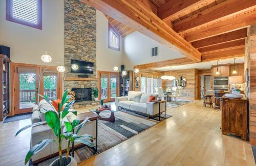 Poulsbo Casa | Gorgeous Home with Mt Rainier Views 4 Mi to Poulsbo
