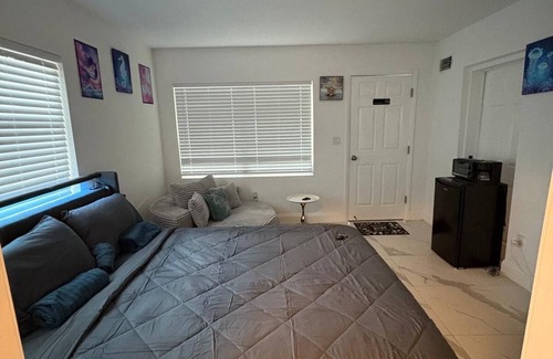 Opa-Locka Casa | Gorgeous house with AC in vibrant Opa-locka