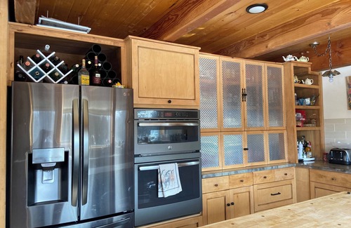 Anchor Point Casa | Gorgeous large 2-bdrm w'mtn views, lg yard, fire pit in delightful Anchor Point