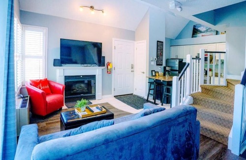 Craigleith Apartamento | Gorgeous Loft in Heart of Blue Mountain