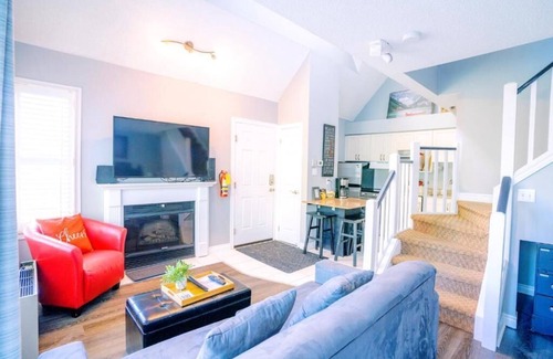 Craigleith Apartamento | Gorgeous Loft in Heart of Blue Mountain