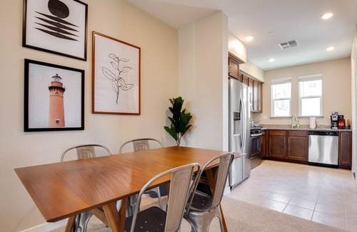 Milpitas Casa | Gorgeous Milpitas 1BR w/ A/C, nr Movies, Mall & Dining, by Blueground