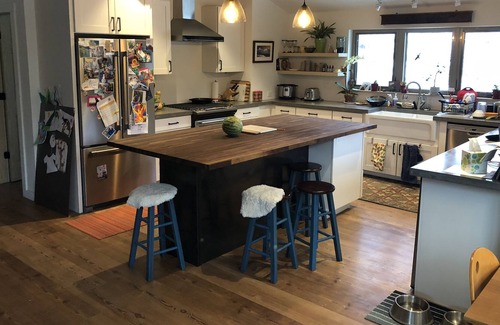 Ophir Casa | Gorgeous mountain house in small town