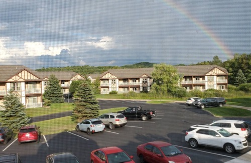 Boyne Falls Condominio | Gorgeous Mountain Run Boyne Mountain., 2 bedroom ste sleeps 6 6.24-6.26 only