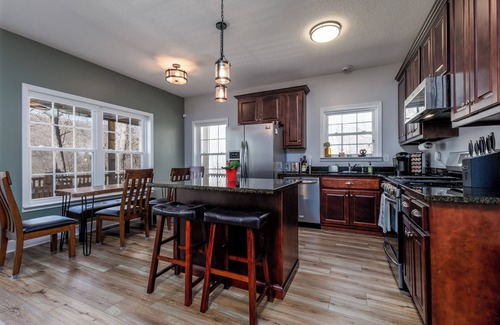 Cullowhee Casa | Gorgeous Mountain Retreat in Glenville with beautiful views & close to Cashiers!
