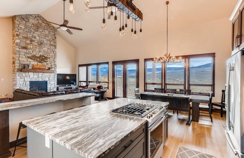 Grand County Casa | Gorgeous Mountain Retreat