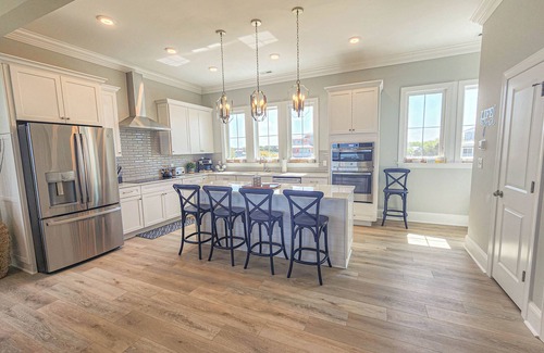 Cape Charles Casa | Gorgeous New 5 BDR, 4 BA Beach Home With Tower Outlook Suite!