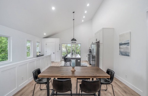 Beachwood-Bluffton Casa | Gorgeous New Home, Sleeps 10, Steps Away from Lake Michigan Beaches