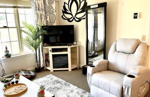 Hancock Apartamento | Gorgeous New Zen Suite Sleeps 4-Ski On Off Jiminy