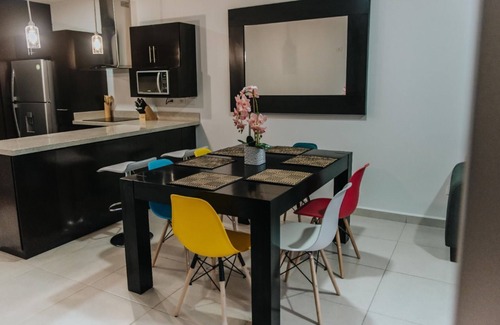Federico Velarde Apartamento | Gorgeous Newly built Apartment walking distance to the Beach