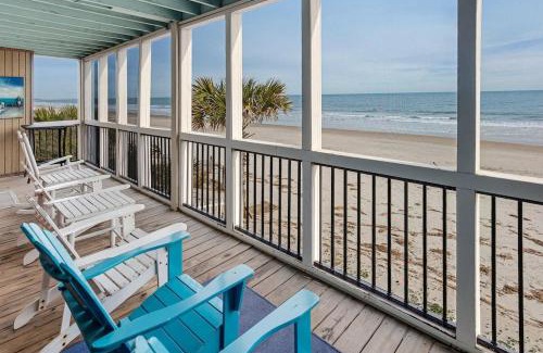 Litchfield by the Sea Villa | Gorgeous Oceanfront 2 Bedroom Villa